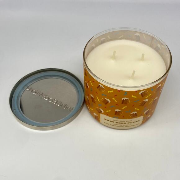 Bath & Body Works ROOT BEER FLOAT 3-Wick Scented Candle - NEW - Picture 2 of 4